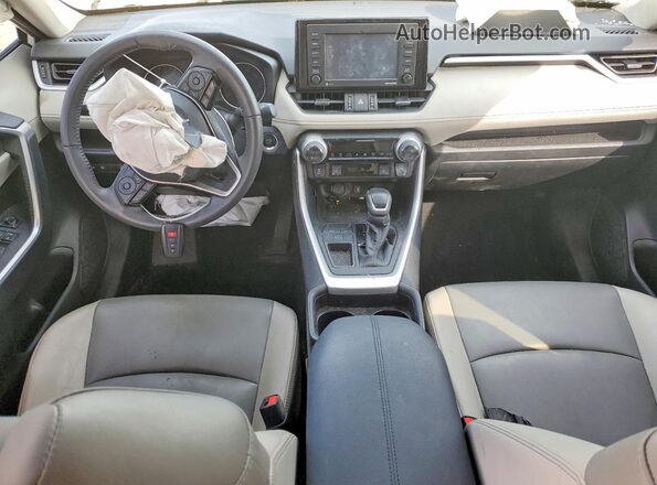 2T3C1RFV8MW148223 2021 TOYOTA RAV4 Белый Вид панели приборов
