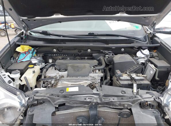 2T3DFREV0HW595643 2017 TOYOTA RAV4 Silver Vista trasera