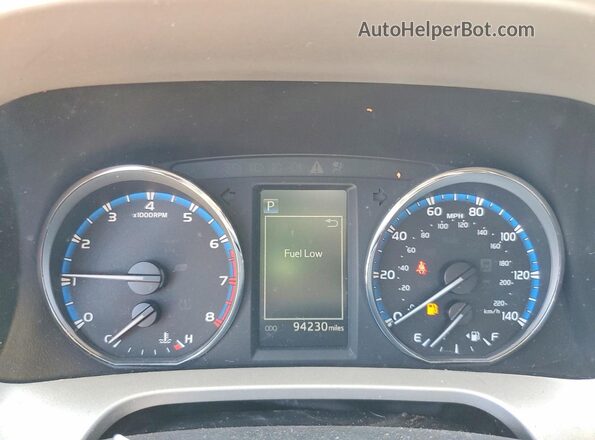 2T3DFREV2HW671671 2017 TOYOTA RAV4 Black Вид щитка приладів