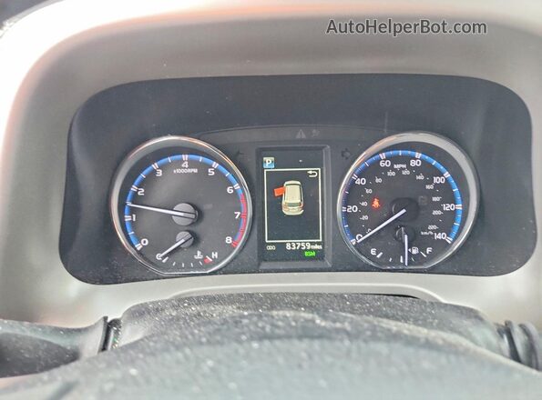 2T3DFREV5JW702899 2018 TOYOTA RAV4 Серебряный Вид щитка приборов