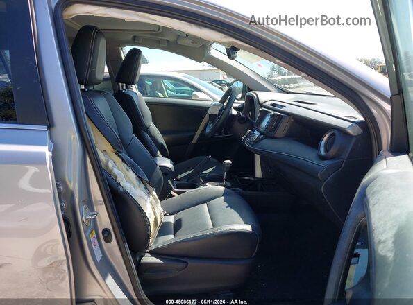 2T3DFREV7JW732230 2018 TOYOTA LIMITED Серебряный 