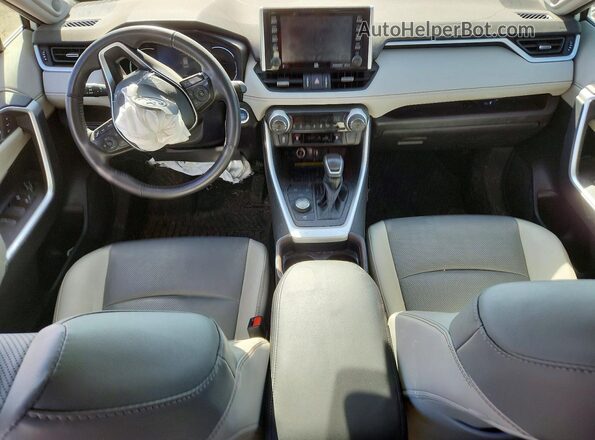 2T3DWRFV0MW127887 2021 TOYOTA RAV4 White Widok deski rozdzielczej