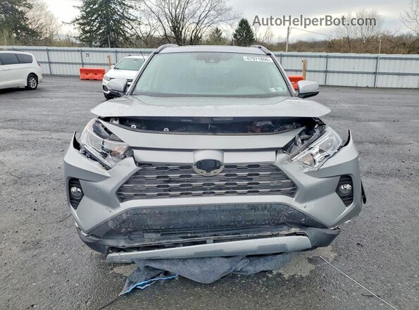 2T3DWRFV4LW058166 2020 TOYOTA RAV4 Серебряный Вид спереди