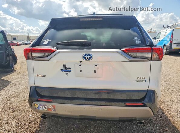 2T3E6RFV2RW051603 2024 TOYOTA RAV4 White Widok z tyłu