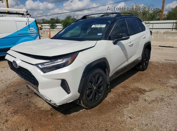 2T3E6RFV2RW051603 2024 TOYOTA RAV4 White Przód lewy