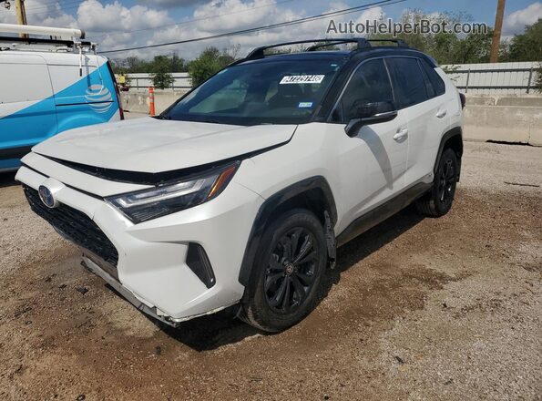 2T3E6RFV2RW051603 2024 TOYOTA RAV4 White 