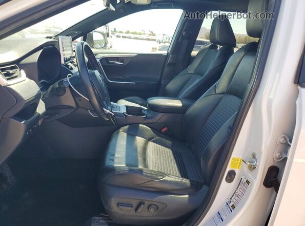 2T3E6RFV8MW019120 2021 TOYOTA RAV4 White წინა სალონის ხედი