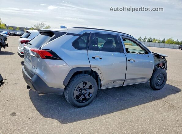 2T3F1RFV8LW109465 2020 TOYOTA RAV4 Серебряный Задняя правая четверть