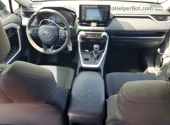 2T3F1RFV8LW109465 2020 TOYOTA RAV4 Серебряный Вид панели приборов