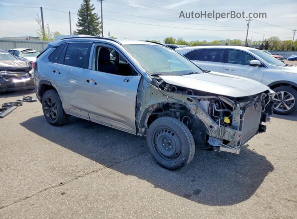 2T3F1RFV8LW109465 2020 TOYOTA RAV4 Серебряный Передняя правая четверть
