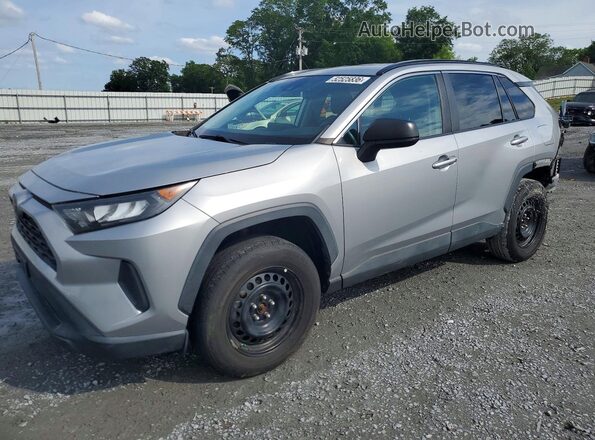 2T3F1RFVXKW064849 2019 TOYOTA RAV4 Серебряный Передняя левая четверть