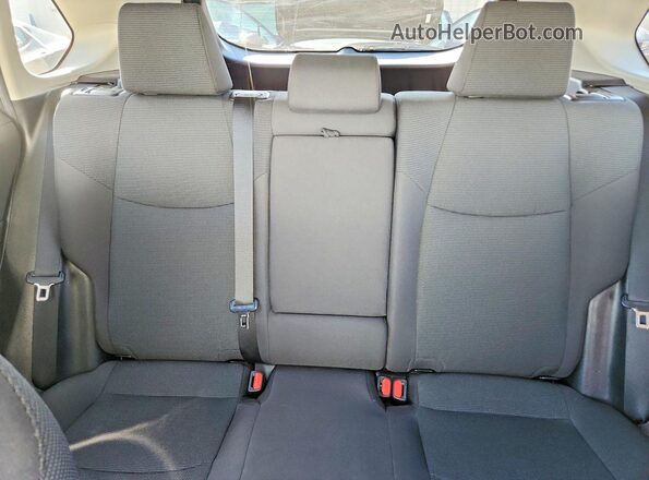 2T3G1RFV0MC193725 2021 TOYOTA RAV4 White Widok tylnych siedzeń