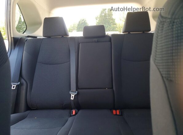 2T3H1RFV2LC047992 2020 TOYOTA RAV4 Silver Rear seats view