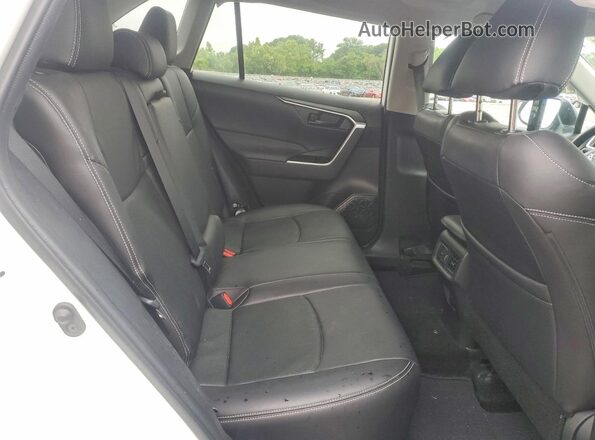 2T3H1RFV2NC176530 2022 TOYOTA RAV4 White Вид задньої частини салону