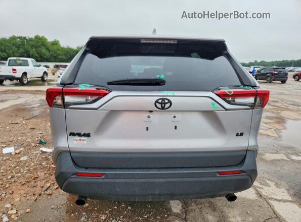 2T3H1RFV3RC256764 2024 TOYOTA RAV4 Gray Вид ззаду