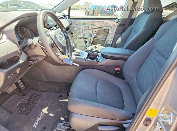 2T3H1RFV7MC145885 2021 TOYOTA RAV4 Silver Вид салону спереду
