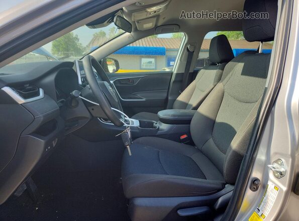 2T3H1RFV7PC227510 2023 TOYOTA LE Silver Вид салону спереду