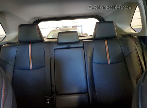 2T3J1RFV0RW422352 2024 TOYOTA RAV4 Черный Вид задних сидений