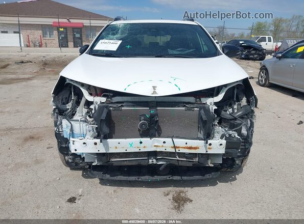 2T3JFREV4HW581148 2017 TOYOTA RAV4 White Դիմացի տեսք