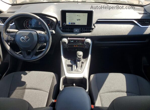 2T3K1RFV9RC301891 2024 TOYOTA LE Серый Вид панели приборов