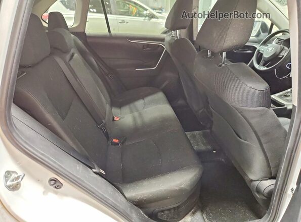 2T3LWRFV0KW027698 2019 TOYOTA RAV4 White Вид задньої частини салону