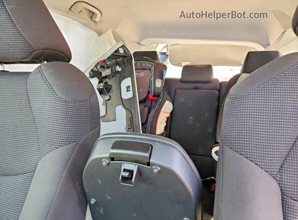 2T3MWRFV3LW058871 2020 TOYOTA RAV4 Белый Вид задних сидений