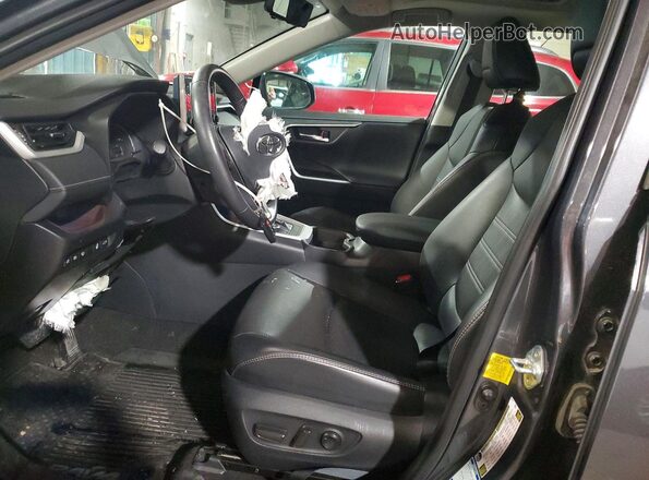 2T3N1RFV6KW066741 2019 TOYOTA RAV4 Черный Вид салона спереди