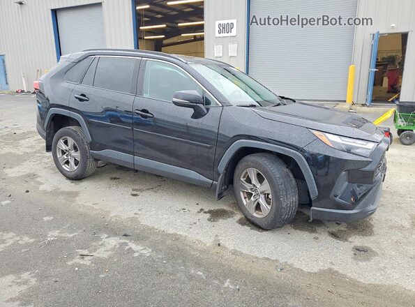 2T3P1RFV0NC305666 2022 TOYOTA RAV4 Black Передня права чверть