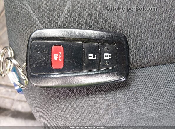 2T3P1RFV0RW436052 2024 TOYOTA LE Серый Вид панели приборов