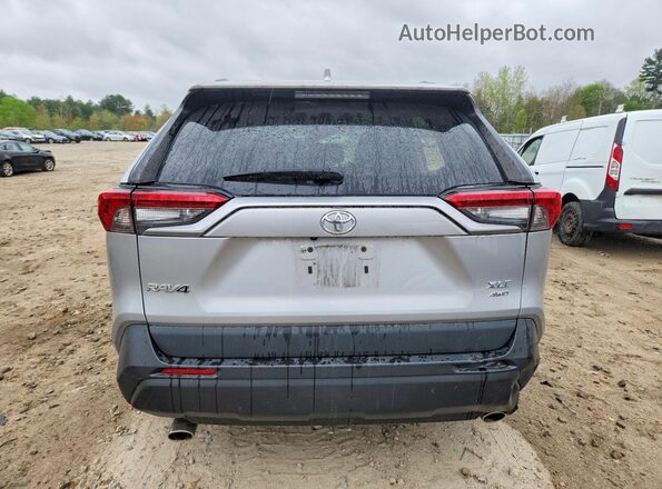 2T3P1RFV1LW106699 2020 TOYOTA RAV4 Silver Rear view