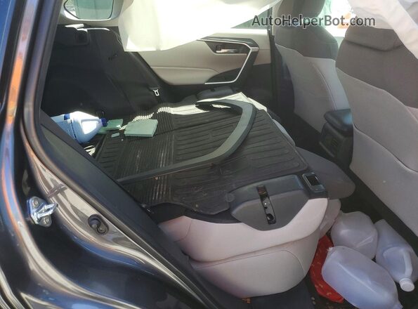 2T3P1RFV2NC269740 2022 TOYOTA LE Серый Вид задней части салона