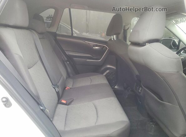2T3P1RFV2NC305653 2022 TOYOTA RAV4 White Widok wnętrza z tyłu