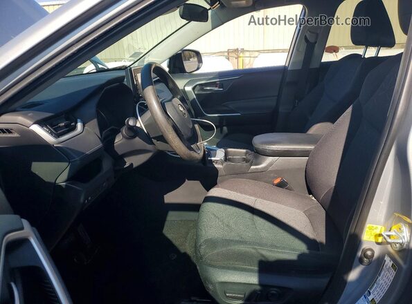 2T3P1RFV4MW169071 2021 TOYOTA RAV4 Silver Widok wnętrza z przodu