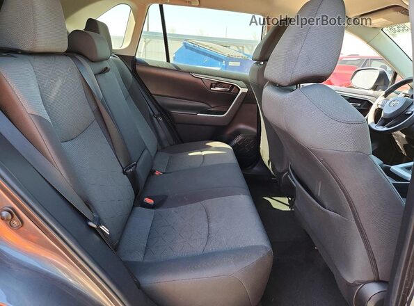 2T3P1RFV4MW200951 2021 TOYOTA RAV4 Silver Rear interior view