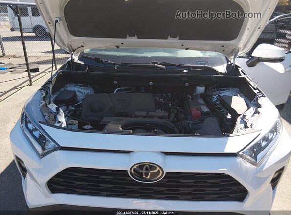 2T3P1RFV5MW199681 2021 TOYOTA LE Белый Вид сзади