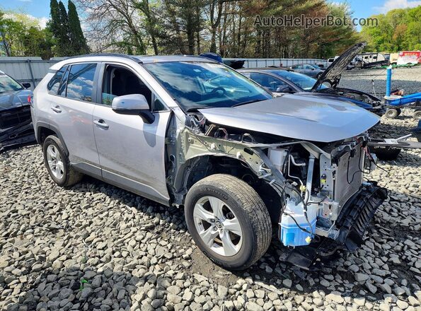 2T3P1RFV6LC061194 2020 TOYOTA RAV4 Серебряный Передняя правая четверть