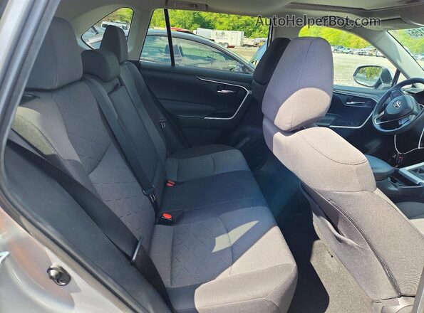 2T3P1RFV6LC061194 2020 TOYOTA RAV4 Серебряный Вид задних сидений