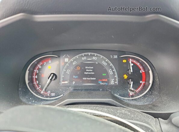 2T3P1RFV6RW475485 2024 TOYOTA RAV4 Silver Սարքավորումների վահանակի տեսք