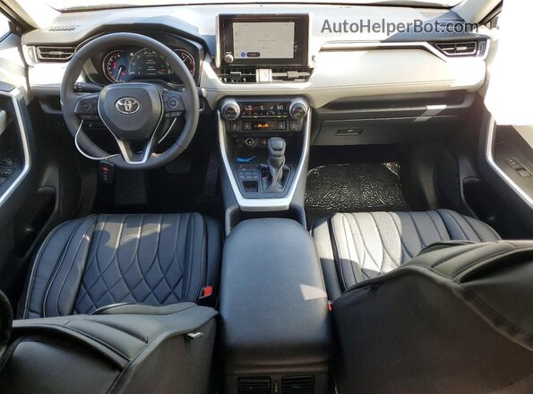 2T3P1RFV6SW599391 2025 TOYOTA RAV4 Gray წინა პანელის ხედი