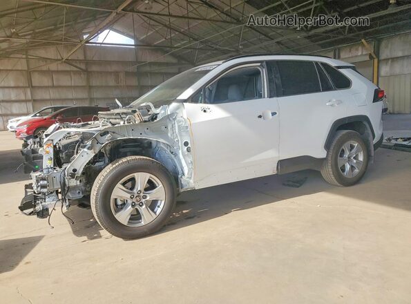 2T3P1RFV7MC210472 2021 TOYOTA RAV4 White Przód lewy