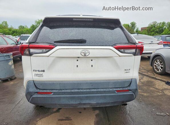 2T3P1RFV9KW058318 2019 TOYOTA RAV4 White Vista trasera