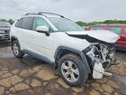 2019 Toyota Rav4 Xle White vin: 2T3P1RFV9KW058318