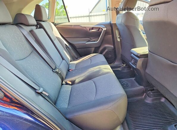 2T3P1RFV9NW274660 2022 TOYOTA RAV4 Blue Widok wnętrza z tyłu