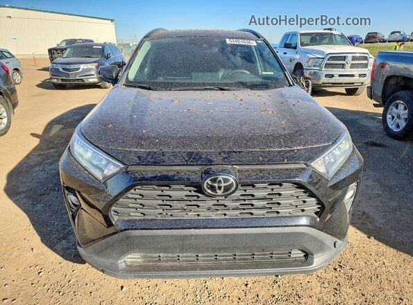 2T3R1RFVXMC213360 2021 TOYOTA RAV4 Черный Вид спереди