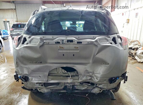 2T3RFREV0GW454964 2016 TOYOTA LE Серебряный Вид сзади