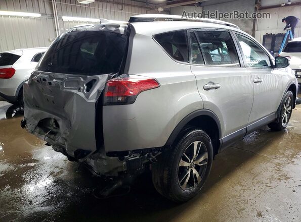 2T3RFREV0GW454964 2016 TOYOTA LE Серебряный Задняя правая четверть