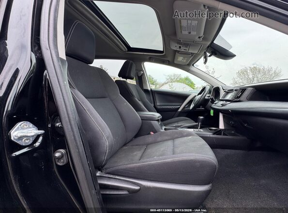 2T3RFREV0HW654552 2017 TOYOTA LE Black Вид салону спереду