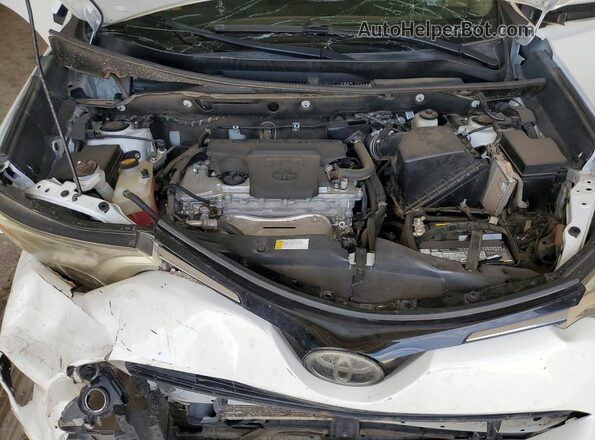 2T3RFREV0JW791710 2018 TOYOTA RAV4 White Widok komory silnika
