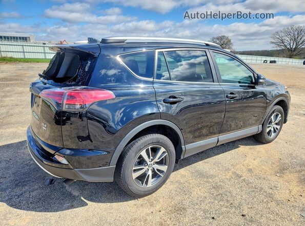 2T3RFREV4GW502188 2016 TOYOTA RAV4 Black Задня права чверть