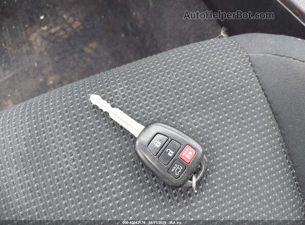 2T3RFREV4GW506760 2016 TOYOTA LE Серый Вид панели приборов